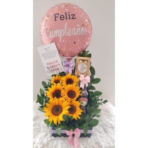 Arreglo feliz cumpleaños co girasoles- flores cali